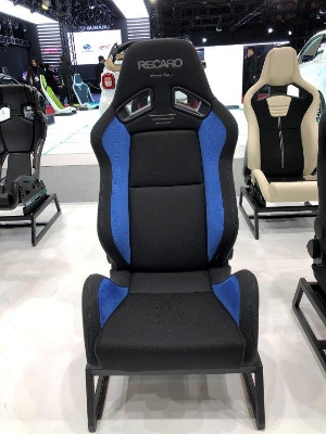 RECARO レカロ　SR-7Fアドバンスエディション2019