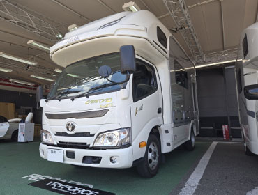 TOYOTA@Ab^@J[hx[XLsO@2DG-GDY231i2025Nj@Ɂ@RECAROiJj@SR-C@UT100H@A/R@BK@V[gq[^[t@@A[Xgt@~E@