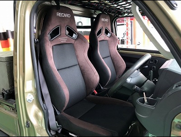 Recaro レカロシート装着写真集 装着者の声特集 Recaro レカロシートのことならレカロ専門店 Recaro Shop のトライアルへ 腰痛対策 腰痛予防 トライアルでは 腰痛の方にもオススメの医療シートでもあるrecaro レカロシートを推薦しています