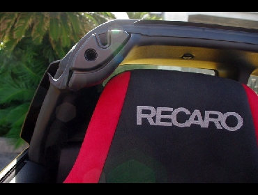 RECARO（レカロシート）　HONDA　S660　JW5にレカロ　限定　RS-G スーパーシュタルク　2013年モデル　装着