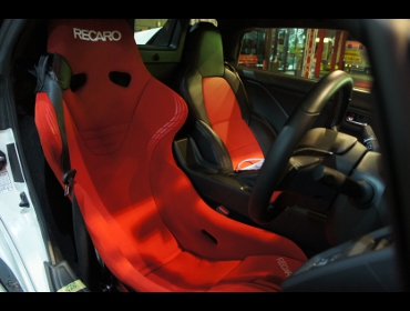 RECARO（レカロシート）　HONDA　S660　JW5　αにレカロ　TS-GS　RED　装着