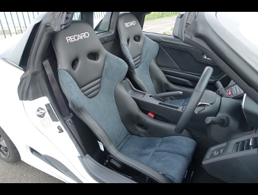 RECARO（レカロシート）　HONDA　S660　JW5にレカロ　RS-G CL H シートヒーター付き　×2脚　装着