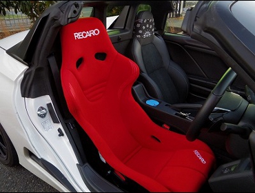 RECARO（レカロシート）　HONDA　S660　JW5にレカロ　TS-GS　RED　装着