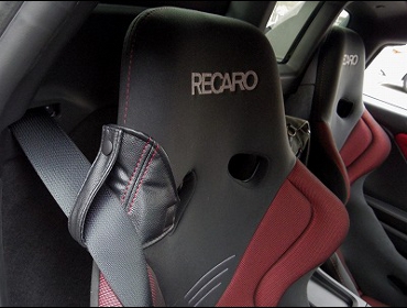 RECARO（レカロシート）　HONDA　S660　JW5にレカロ　TS-G GK　BK/RED　×2脚　装着