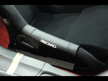 HONDA　S2000　AP2（2006年）　に　RECARO（レカロ）　RS-GE　装着