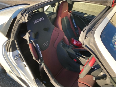 HONDA　S660（2020年）　に　RECARO（レカロ）　RS-G　GK　BK/RED　装着