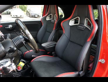 RECAROiJV[gj@@ABARTH@Aog@695gu[gtF[@Ɂ@RECARO@SP-X Avant CL210iJ[{obNVFj@~2r@