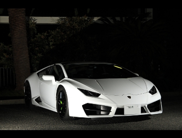 LAMBORGHINIi{M[jj@EJ@ABA-ZFCSJBRECAROiJjV[g