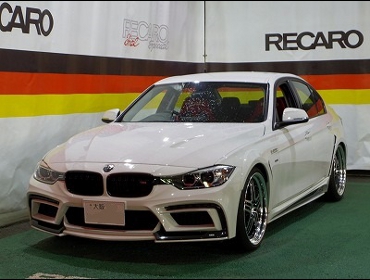 BMW@F30@Ɂ@RECAROiJjV[g