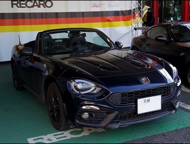 ABARTH@124XpC_[@Ɂ@RECAROiJj@V[g