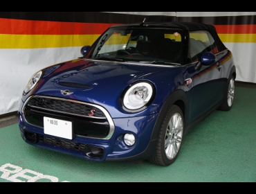 BMW@MINI@N[p[F57@Ɂ@RECAROiJjV[g