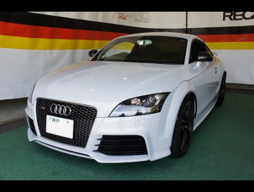 Audi@TT-RSvX@8JC@2014N@Ɂ@RECAROiJjV[g