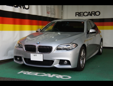 BMW@523i@F10@Ɂ@RECAROiJjV[g