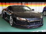 Audi　R8（2008年）　に　RECARO（レカロ）　RS-G　GK　BK/RED　＆　RS-G　SK　BK/RED　装着