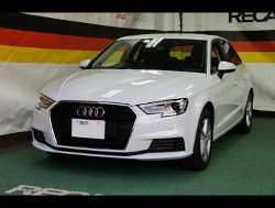 AUDI@A3@8V@Ɂ@RECAROiJj@SR-7@KK100@BK@V[gq[^[t@