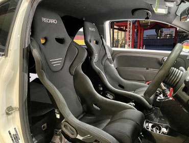 ABARTH500@312141i2017Nj@Ɂ@RECAROiJj@RS-G@GK@BK/BK@~E@