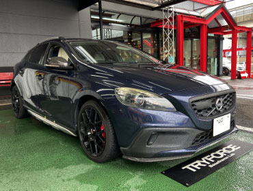 VOLVO@V40@NXJg[@MB5204Ti2013Nj@Ɂ@RECAROiJj@X|[cX^[CL210H@@J[{obNVF@
