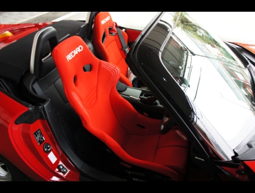 MAZDA　ロードスター　NRA　ND5RC（2017年）　に　RECARO（レカロ）　RS-GS　RED　装着