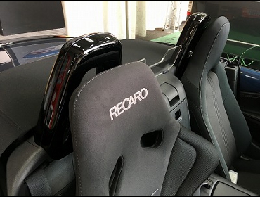 MAZDA　ロードスター　ND5RC（2019年12月）　に　RECARO（レカロ）　RS-G　GK　BK/BK　シートヒーター付き　シートバックバーカバー　ピアノブラック/BOSEスピーカー　装着
