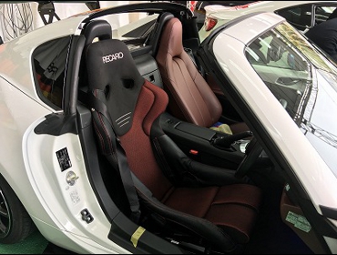 MAZDA　ロードスターRF（2017年）　に　RECARO（レカロ）　TS-G　GK　RED　シートヒーター付き　装着