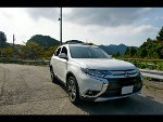 RECARO(レカロシート) MITSUBISHI アウトランダー GF8Wにレカロ SR-7 SK100 BK/BL & SR-7F SK100 BK/BL 装着