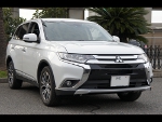 RECARO(レカロシート) MITSUBISHI アウトランダー GF8Wにレカロ SR-7F SK100 BK/SIL 装着