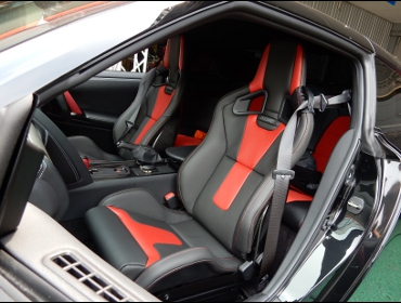 RECARO（レカロシート） NISSAN GT-R R35にレカロ スポーツスター ...