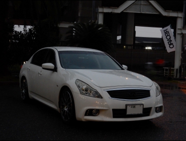 NISSAN@XJCC@V36@Ɂ@RECAROiJjV[g