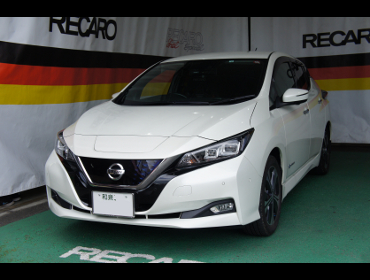 NISSAN@[t@ZE1i2018Nj@Ɂ@RECAROiJj@SR-7F@@AhoXGfBV2019@RED@A/R^Cv@