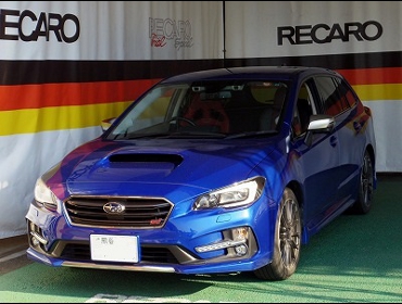 SUBARU@H[O@Ɂ@RECAROiJj@V[g