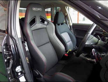 RECARO（レカロシート） SUBARU レガシィ B4 BL5（2004年） に RECARO