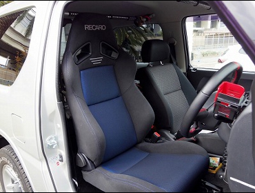 RECARO（レカロシート） SUZUKI ジムニー JB23 MT車にレカロ SR-7F ...