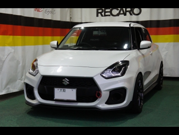 SUZUKI@XCtgX|[c@ZC33Si2018Nj@Ɂ@RECARO@|[|WV@V[gq[^[t@