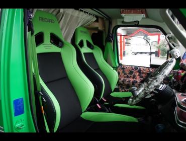 SUZUKI　キャリー　キャンピングカー　DA63T（2014年）　に　RECARO（レカロ）　SR-7F　Lassic　限定カラー　グリーン　×左右　装着