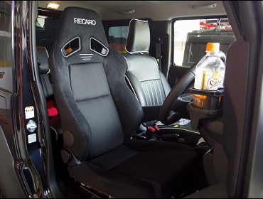 Recaro レカロシート装着写真集 装着者の声特集 Recaro レカロシートのことならレカロ専門店 Recaro Shop のトライアルへ 腰痛 対策 腰痛予防 トライアルでは 腰痛の方にもオススメの医療シートでもあるrecaro レカロシートを推薦しています