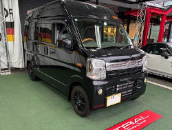 SUZUKI@GuB@DA17Vi2025Nj@Ɂ@RECAROiJj@SR-C@UT100H@A/R@T[WOC@V[gq[^[t@
