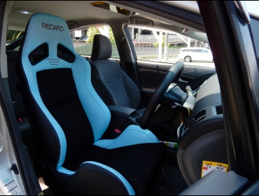 Recaro レカロシート Toyota プリウス30にレカロ Sr 7 Lassic 水色レザー 装着