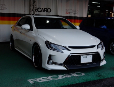 TOYOTA@}[NX@GRX133@Ɂ@RECAROiJjV[g