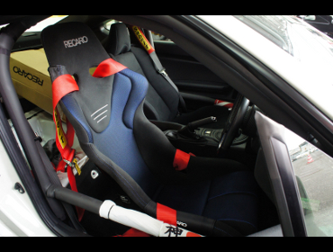 Recaro レカロシート装着写真集 装着者の声特集 Recaro レカロシートのことならレカロ専門店 Recaro Shop のトライアル へ 腰痛対策 腰痛予防 トライアルでは 腰痛の方にもオススメの医療シートでもあるrecaro レカロシートを推薦しています