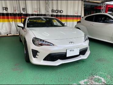 TOYOTA　86　ZN6(2021年）　に　RECARO（レカロ）　TS-G　GK　BK/RED　シートヒーター付き　装着