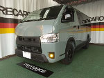 TOYOTA ハイエース 7型 ナローディーゼル(2024年) に RECARO(レカロ) SR-C UT100 A/R BK & SR-C UT100H A/R BK シートヒーター付き 装着