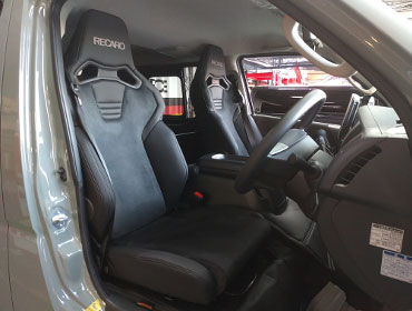 TOYOTA@nCG[X@7^@i[fB[[i2024Nj@Ɂ@RECAROiJj@SR-C@UT100@A/R@BK@@SR-C UT100H@A/R@BK@V[gq[^[t@