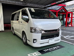 TOYOTA@nCG[X@GDH201Vi2018Nj@Ɂ@RECAROiJj@SR-C@UT100H@A/R@BK@V[gq[^[t@