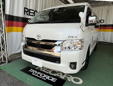 TOYOTA@nCG[X@3BA-TRH214Wi2022Nj@Ɂ@RECAROiJj@SR+-C@BK100H@A/R@BK/BK@v~Adl@V[gq[^[t@~E@