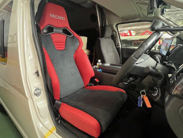 TOYOTA@nCG[X@3BF-TRH200Ki2025Nj@Ɂ@RECAROiJj@SR-C@UT100H@A/R@RED@V[gq[^[t@