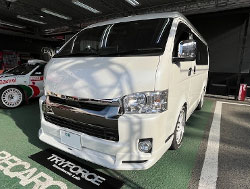 TOYOTA@nCG[X@GDH211Ki2018Nj@Ɂ@RECAROiJj@SR-C@UT100@RED@
