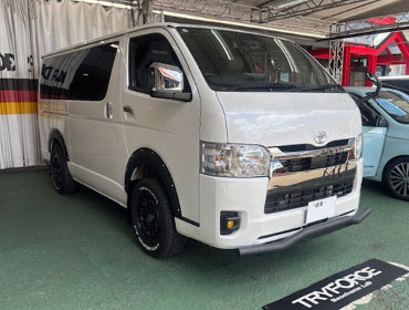 TOYOTA@nCG[X@GDH206Vi2024Nj@Ɂ@RECAROiJj@SR-C@UT100H@A/R@BK@V[gq[^[t@