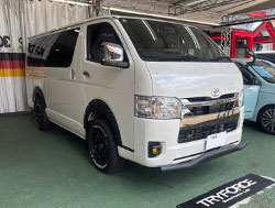 TOYOTA@nCG[X@GDH206Vi2024Nj@Ɂ@RECAROiJj@SR-C@UT100H@A/R@BK@V[gq[^[t@