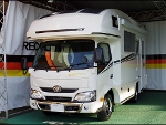 TOYOTA　カムロード　Y200系　に　RECARO（レカロ）　LX-F　IL110H　白　アームレスト付き　装着