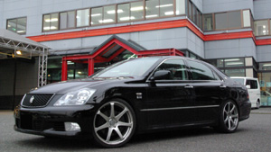 HKS クラウン